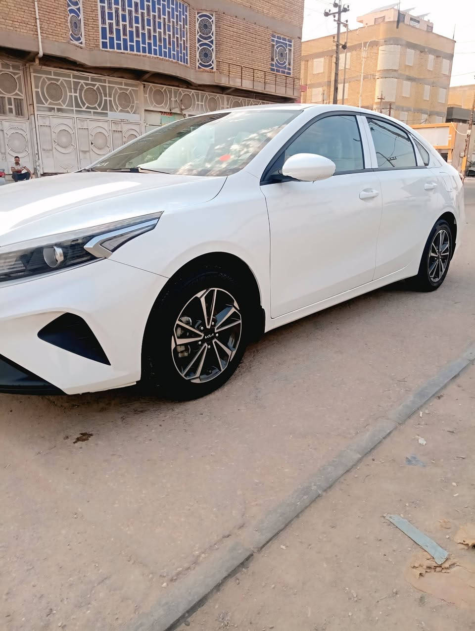 كيه سيراتو مديل 2024
ماشيه 35 الف حقيقي على وضع الشركه 
مكينه 2000 دوش المرغوب 
رقم بغداد الدولي الجديد جاهزه مجهزه بسمي شخصين مداور ثاني يوم 
سياره نص فول مؤاصفات عاديه بدون فتحه دواخل اسود 
توني شادلها ويل كب سياره على وضع الزيرو لا متعوبه لا مشتغله تكسي تجي وتشوف بعينك 

مكان ناصريه مركز 

الاستفسار ((( *********** ))) 
               ((( *********** )))
