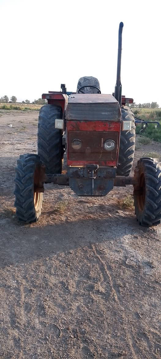 السلام عليكم مكينا عنتر ١٢١ موديل ٨٩ رقم واسط سنويه صاقطه اسويلك وكاله بيها مكينا خير من الله عايزها بس زوج تايرات بور ستيرن محرك كير خير من الله لاتنقيص ولاتبخير مجفته بالشتاء كهربائيات كامله حت الاشاير سلف دينمو جدد دير كاز ودهن وتوكل على الله السعر ١١ وبيها مجال عنوان ديالى رقم *********** /***********
