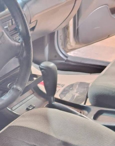 السلام عليكم سوناته موديل 95 سياره جديده خير من الله محرك وكير كفاله كير اتو تخم تاير صدر جديد داخل جديد شرط تحويل حادث مابيها صبغ عام جماليه السعر 36 وبيها مجال مكان سياره ديالي شهربان الوجيهيه اي ستفسار تصال بلرقم ***********

