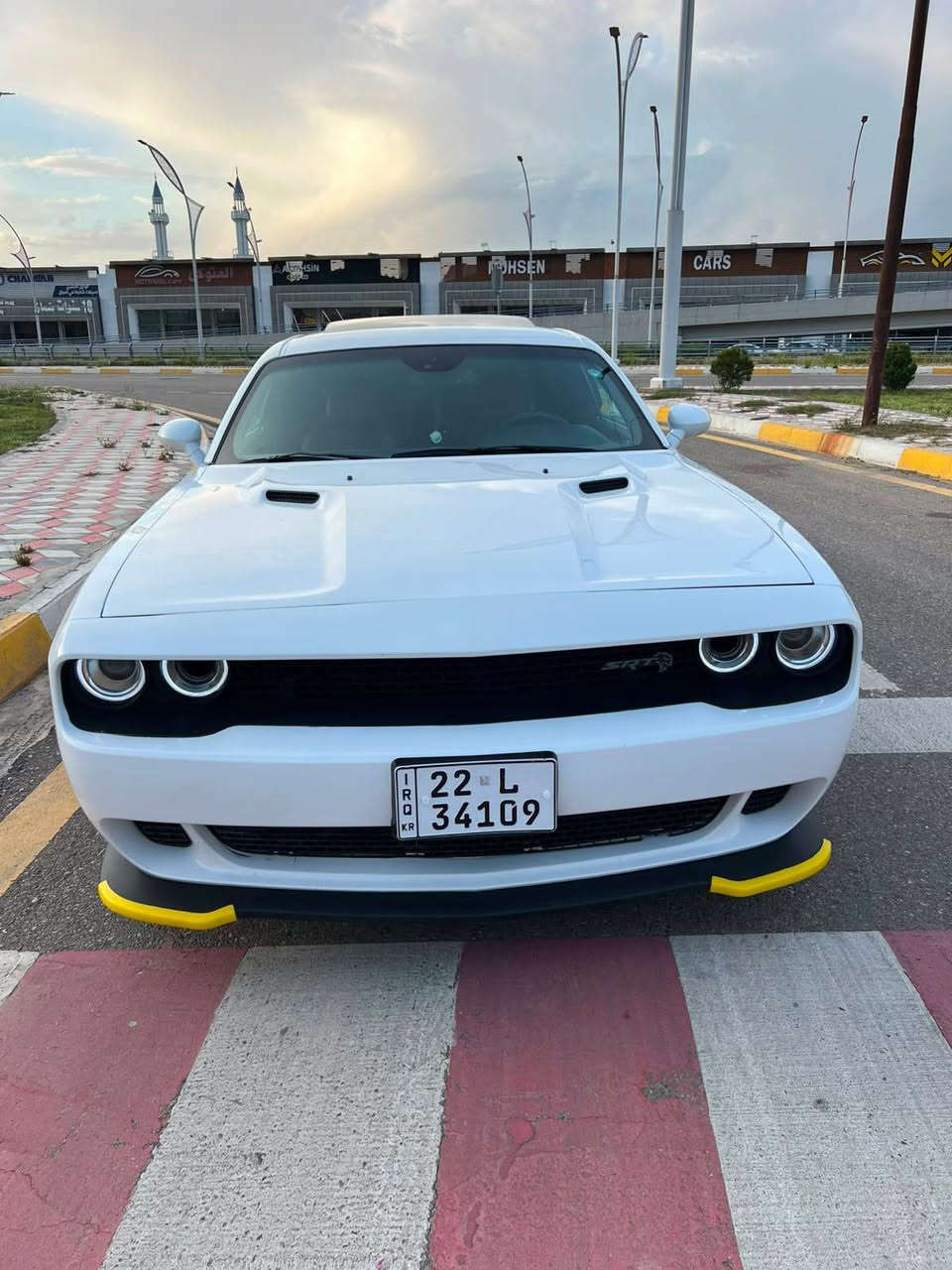 سعر 115 وبيه مجال للطيبين وقسط ما ابيع 
دوج جالنجر موديل 2014 شركة هارلم محرك 3600 لوك ما مفتوح ولا مبدل محرك شركة بدون صرف بدون بخار كير بلادي ما مفتوح شرط  سقف سلايت كشنات تبريد تدفئة سنوية جديد لغاية 2030 هزه 2027 سيارة جاهزة 4 تايرات لوك صدر امامي وخلفي لوك بيه 3 قطع صبغ بس مو كامل ربع بونيد مع ربع جامرلخ خلفي مع نص جامرلخ جهة سكن شرط للاستفسار اكثر اتصال *********** كركوك, العراق
