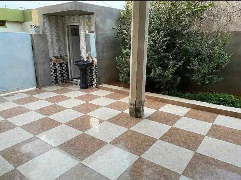 🏠 دار للبيع في خانقين 🏠

الدار زراعي و مقدمين معامله الطابو 

📍 العنوان: بانميل، قرب مشروع الماء
📌 فرع أسواق حاجي ياسين

📐 المساحة: 240 متر

✨ تفاصيل الدار:
▪️ غرفتان نوم
▪️ هول داخلي
▪️ استقبال للضيوف
▪️ مطبخ
▪️ صحيات
▪️ حوش
▪️ درج خارجي

💰 السعر: 45 مليون دينار
✅ وبي مجال بالتفاوض

للاستفسار والتواصل:
📞 ***********
