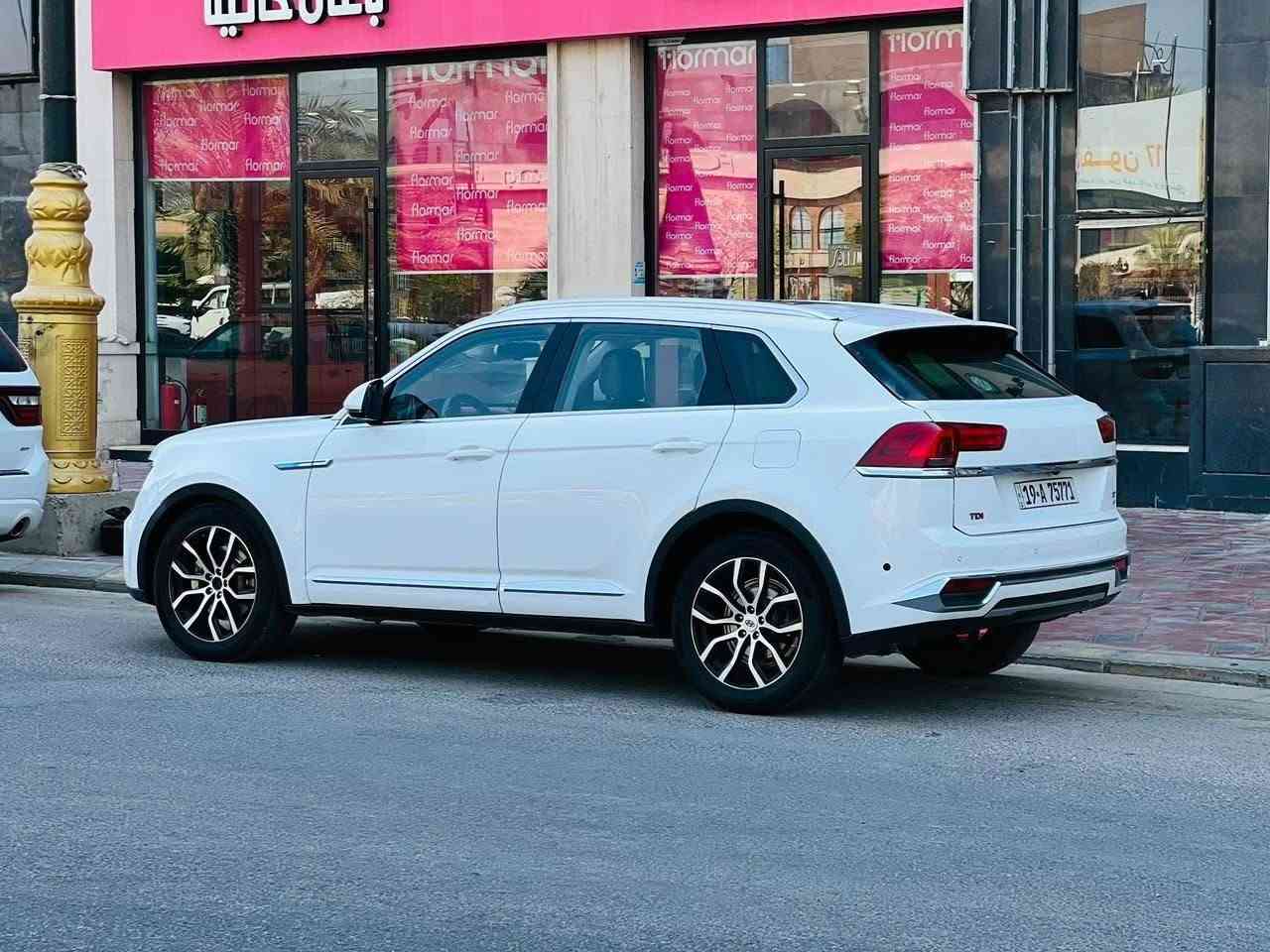 دومي 2019 X7سياره فول مواصفات 1/1 كفاله عامه من ضربه وصبق وتبديل
السعر 97وقابل التفاوض
 لاتصال ***********
موصفات معروفه بنراما تحكم اشاره مري شاشه كامره حداديه تخم تاير تبريد ثلج مكان السياره كربلاء كربلاء, العراق
