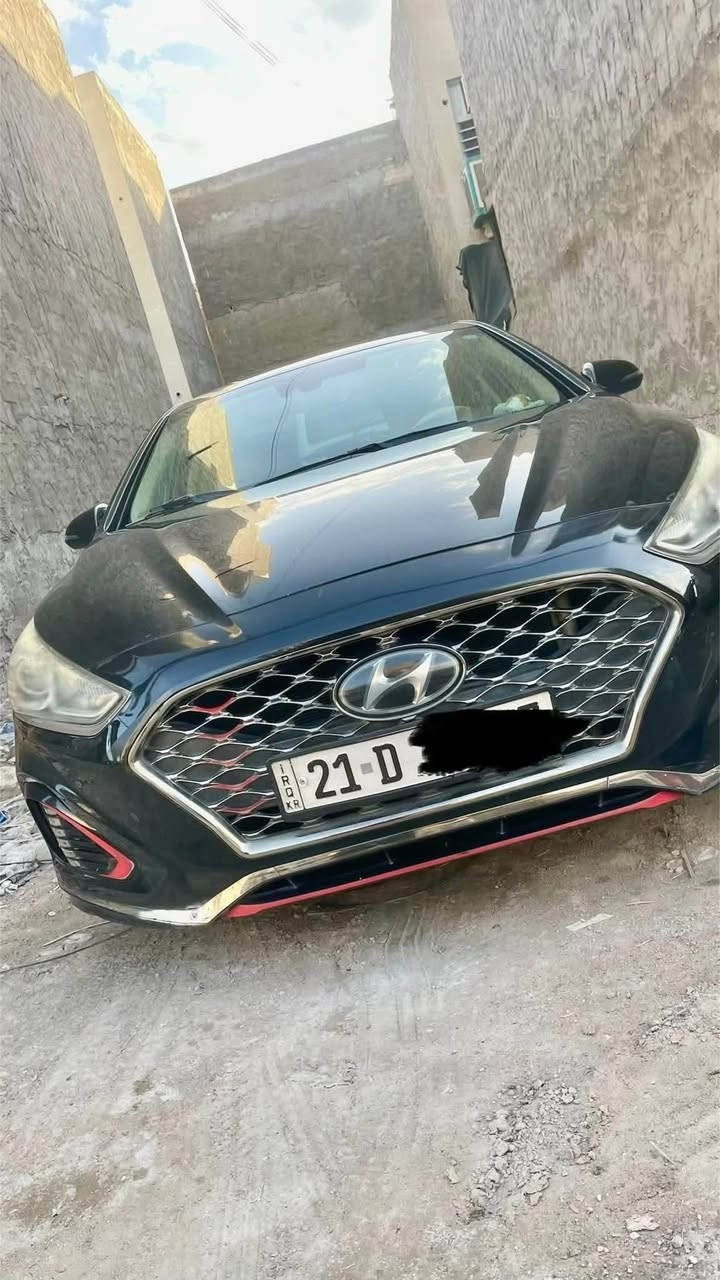 سوناتا ٢٠١٩ مابيهة حادث فقط سرقه قطع داخليه وبيهة بارد بالباب خلف السائق وبيهة صبغ جاملغ خلفي والباب الثاني صبغ اصبعين رقم سليمانيه باسمي ماشيه 69 ميل 
السياره كلهة ليبل واحد وبرغي ممفتوح ايربكات مال شركه البجم كبس 
قبل شهر مسويله ادامه كامله نوزلات بلكات فيتبم تنضيف غرفه الاحتراق 
صدر امامي خلفي جديد 

تبريد قطعتين
هند بريك دكمه 
قياده ذاتيه 
شاشه جبيره تدعم كار بلي 
اوتو هولد 
بصمه 
نقطعه عمياء 
رادار امامي 
شحن لاسلكي 
رادار امامي 
كاميرا خلفيه متحركه 

السعر 129 وبيهة مجال 
***********
