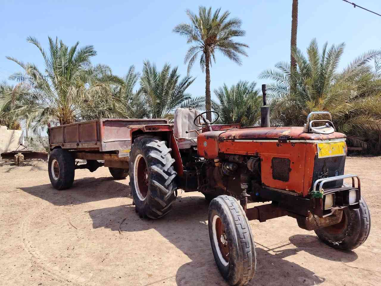 سلام عليكم مكينة عنتر البيع موديل 83مكينة جاهزة من كير وبم ومحرك وجهاز رفع وتخم تاير وباتري جديد وبريك مكينة نكرة سلف  مع عربانة سكندرية جديد لاتصال على الرقم ***********مكان ديوانية غماس
