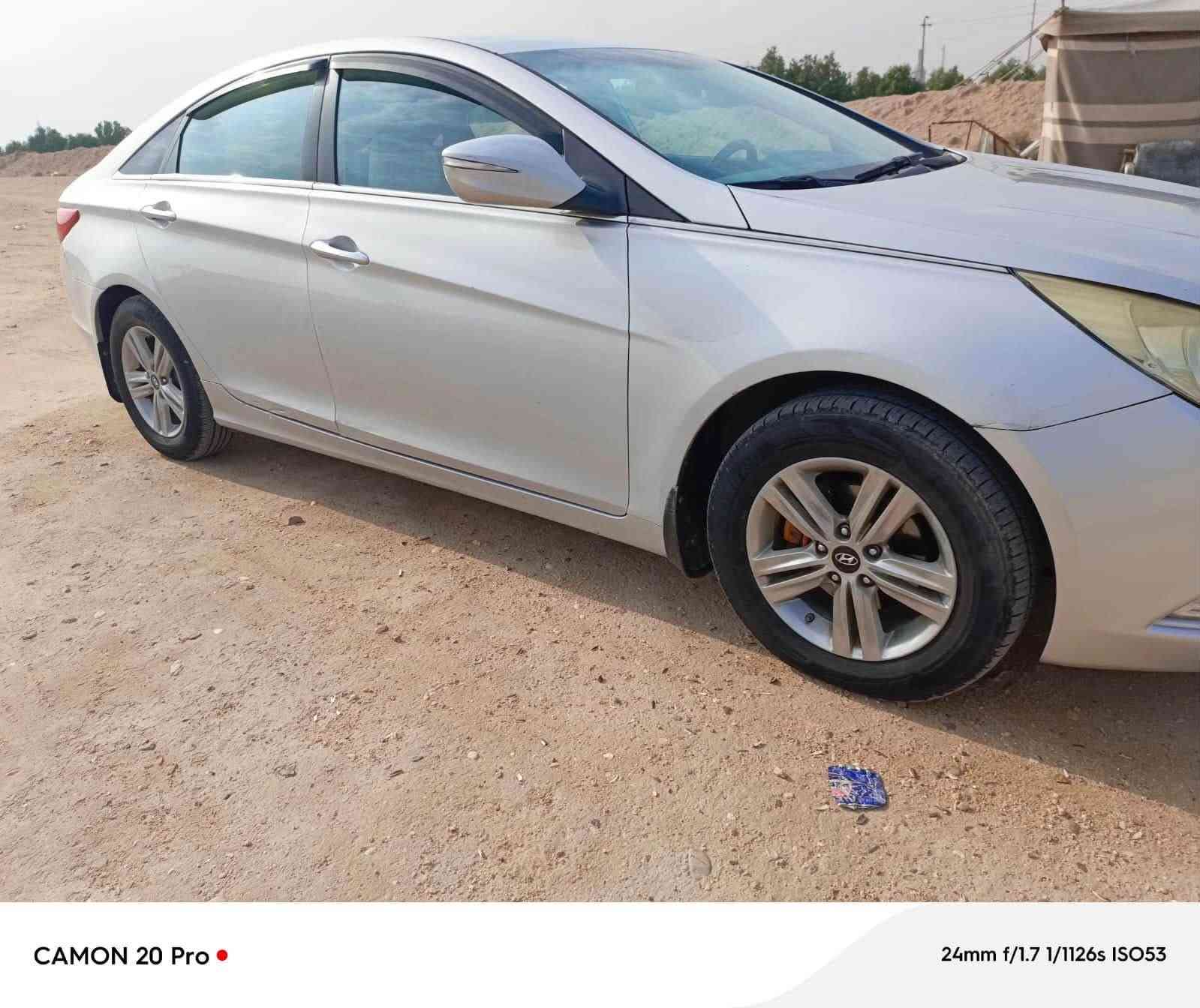 سوناتا وارد كوري مديل 14 كفاله من التبديل ولضربه غير مكفول من الصبغ سياره جاهزه من كل النواحي بيها بارد بالباب صفحه لعبري مكاني بصره السعر110رقمي ***********
