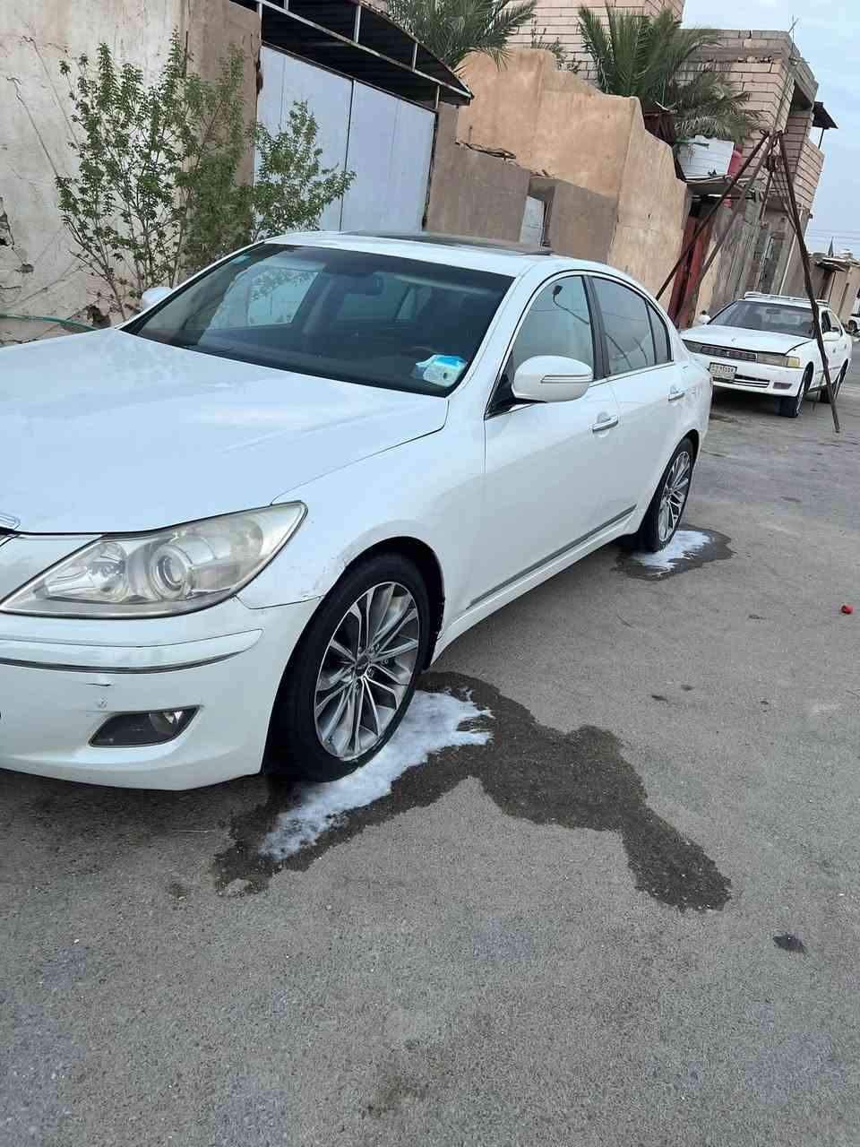 من رخصت الادمن 
سلام عليكم
جنسزز 2011
رويال G80
فول مواصفات 1/1 
مكينه 8سلندر 
عنوان بصره 
السعر 105
للستفسار عنوان البصره 
***********
