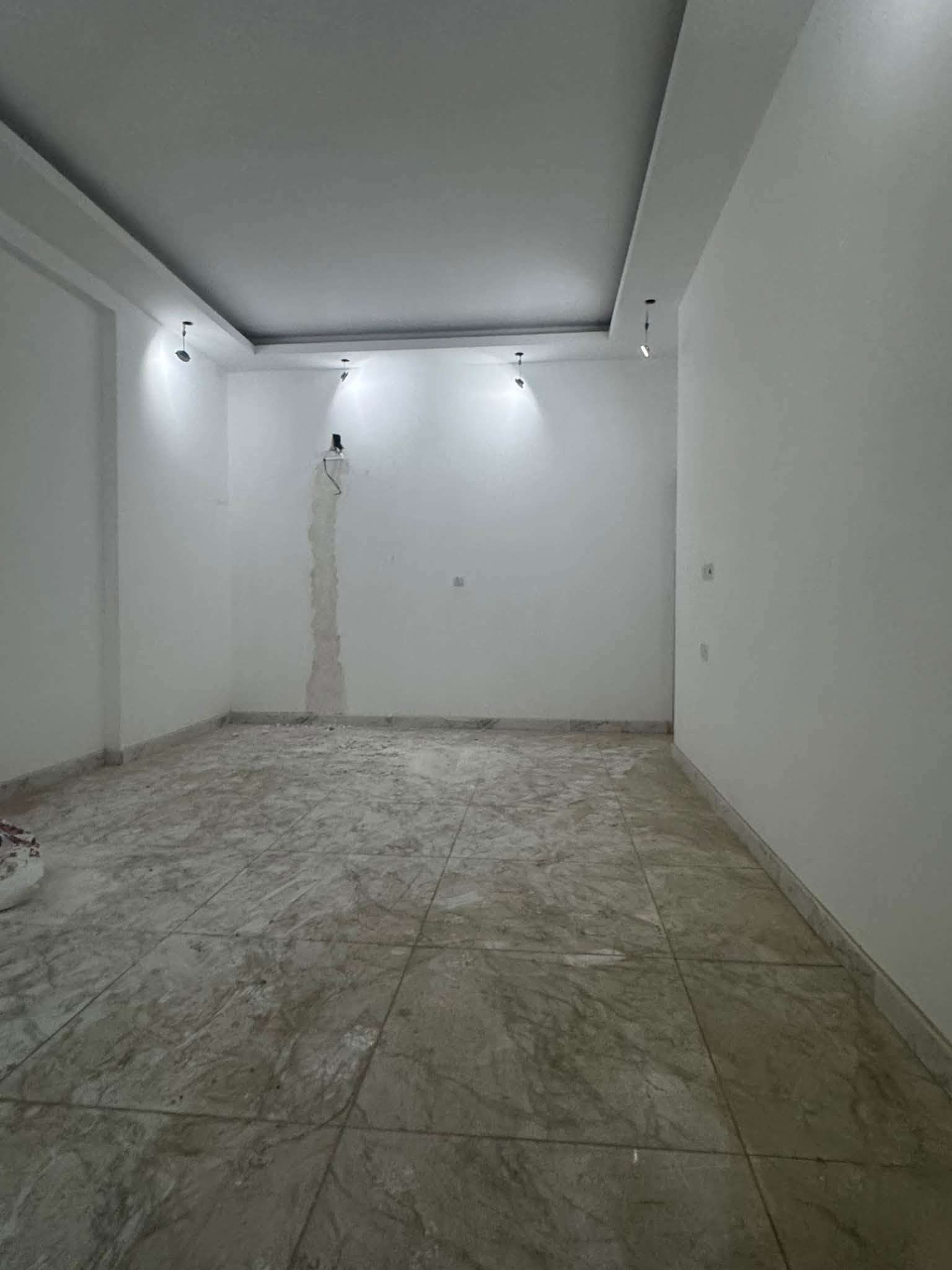 🏠 للإيجار في منطقة السيدية – مجمع درة السيدية، بالقرب من شاكر عبود
شقة بمساحة 152م²، تحتوي على:

* 3 غرف نوم

* صالة واسعة

* مطبخ

* 3 صحيات

* خدمات

* بالكونات

* شقة واسعة ومريحة للسكن

📞 للاستفسار: ***********

أرام للاستثمار والتطوير العقاري
