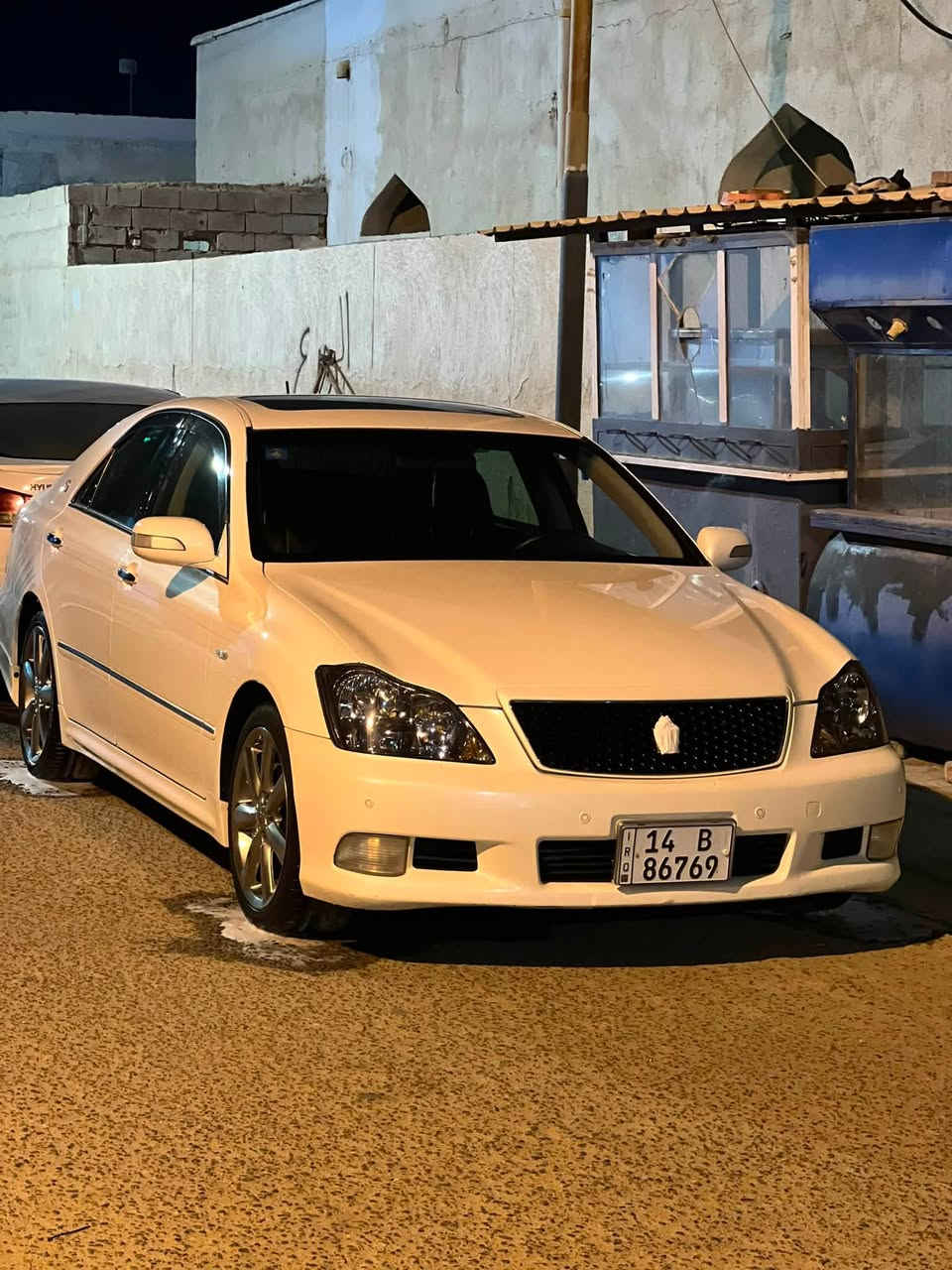 سلام عليكم للبيع فقط شاهينه 2007بصمه رصاصي  رقم بصره مزاد دوله شرط مداور واضبارهً ساحبه من المرور شاصي 84 محرك 3500✈️اثلث رياضي بلاد  فوج +فلنجات رياضي 
مواصفات 3 دكم 
كشنات جلد +حضن + تدفئه + خزن + تحكم كهربائي بالكامل 
حساس امي خلفي 
تبريد قطعتين سبلت 
تحكم ستيرن بالكامل 
مري شفط + اشاره + ترحيب عند الاقتراب
كامره خلفيه دواره 
ويل دنك 18 مع تخم تاير جديد 
جام اوتو بالكامل 
مثبت سرعه 
لايت 5 قطع 
نضام سبورت✈️
سبايدرات بلاد 
5بصمات تشغل وابواب وجنطه 
فتحه سقف سلايت 
داخل جلد 
السياره اجت اصل 4 كزوز تزويد اليابان 🇯🇵 
مشدود اله دشبول ايسر بلاد السياره جديده بعده بريحه اليابان  احله من الصور   نصبته كلش حلوه ومكفوله من ضربه صبغ تبديل وبارد ومن الفتح ومن الشخط وجاهزه كير مكينه حداده تبريد مابيه اي نقص السعر 168 مكان   البصره موبايل ***********
