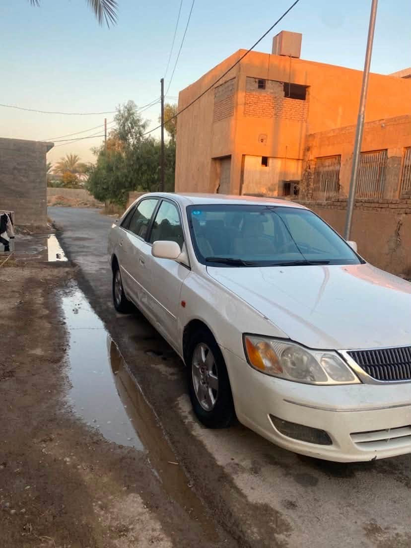 السلام عليكم ورحمة الله وبركاته افلون للبيع موديل 2000 مصبوغه حزام للجماليه محرك وكير مكفولات صدر امامي خلفي جديد تاير ٨٠ بل ميه نص فول تبريد شغال لايت زنون السعر ٨٠ وبيها مجال حك الجيه الاتصال *********** غير متواجد ع فيس
