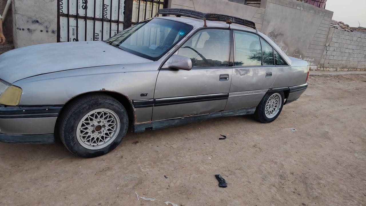 للبيع سياره اوبل موديل 92بسمي سعر 25او بيهه مجال //*********** مكلف بنشر
