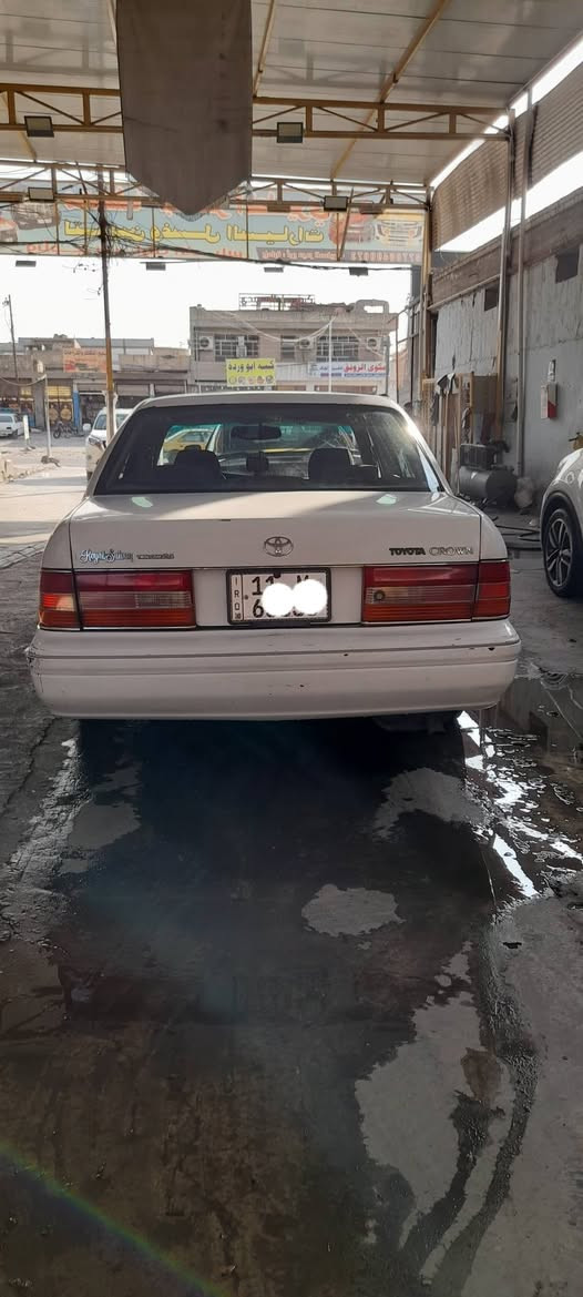 تويوتا كراون ١٩٩٨ يسرا بلاد محرك ٣٠٠٠ vvti بي خربطه شويه  محور كير ومكينه تخم تاير صدر نص عمر غرفه نضيفه بأسمي تحويل رقم بغداد الانكليزي باتري جديد تبريد شغال صبغ عام وبيهه خياسات بالدوسه والجاملاغات الخلفيه مصبوغ عام ضربتهه بالصندوك *********** بغداد, العراق
