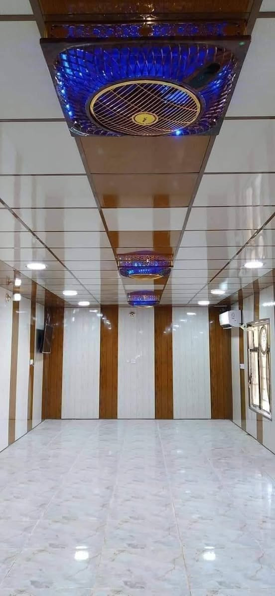مستعدون لعمل سقوط ثانويه وديكورات جدران مع ورق جدران وسقوف مغربيه للاستفسار الاتصال  سعر مناسبه 
***********
