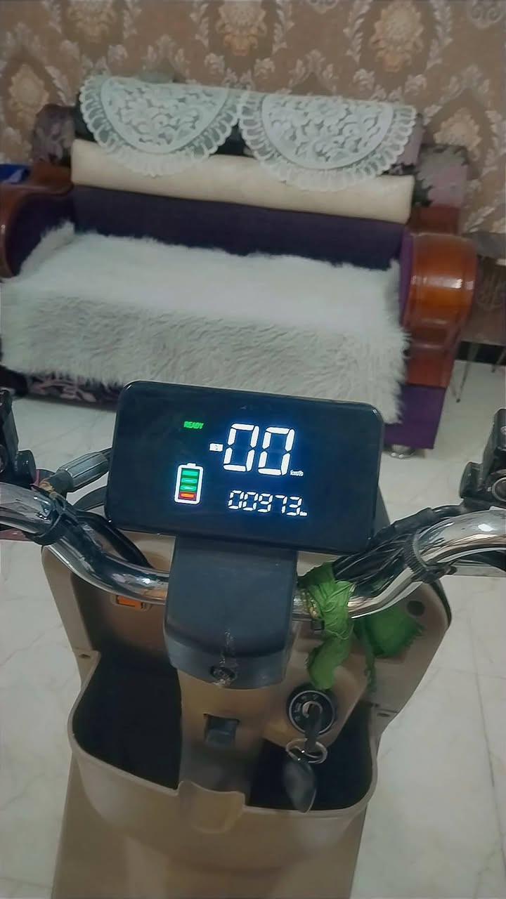 شحن • ٦بطاريات • ٨٥