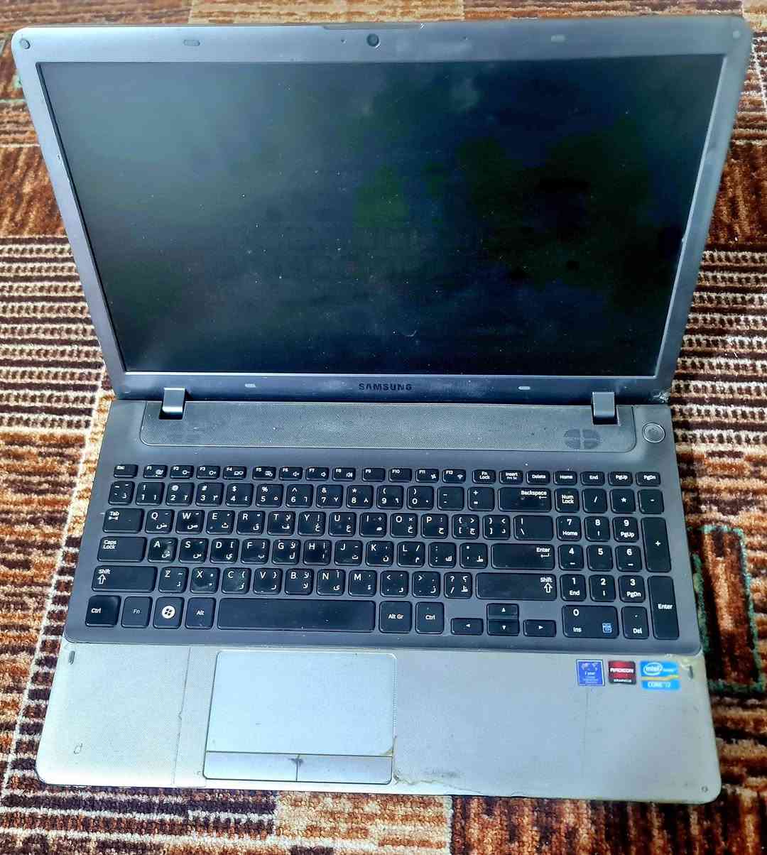 كور i7 • رام ٦ جيجا • شاشة ١٥٫٦