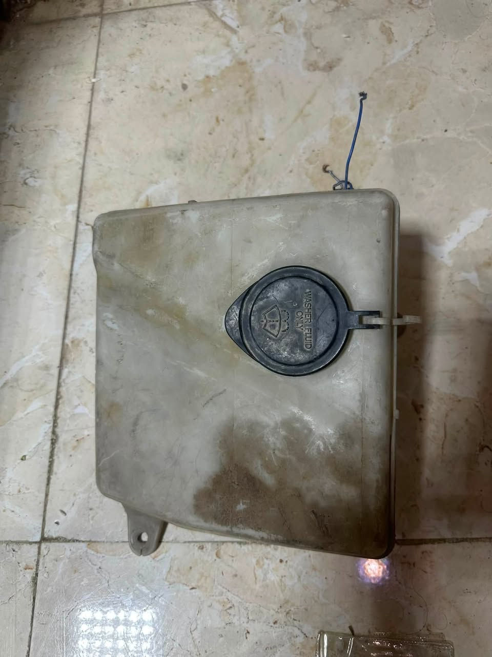 سلام عليكم عندي دبه مال زراك لو اوباما لو جارجر هيه وماطوره لا كسر ولا فطر سعر ٢٠ وبصمه مال كورلا هايبرد مديل ٢٥ سعر ٣٠ الف لاستفسار بي واتساب ***********
