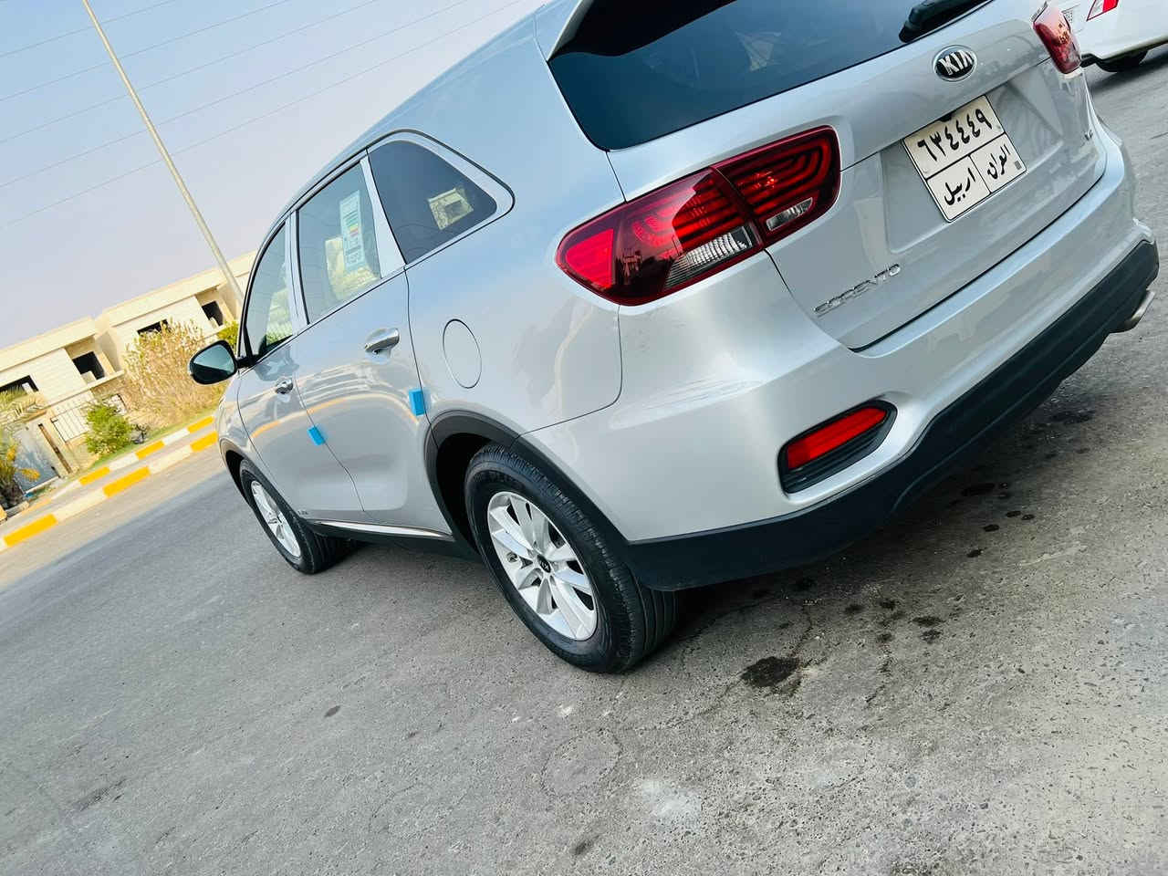 كيا سورنتو مكفوله كفالة عامة من الصبغ والحالوب والبارد
موديل 2019 
V6 3500
• 6سلندر 
• ⁠7 راكب 
• ⁠شاشة كبيرة 
• ⁠كاميرا بلادية 
• ⁠لايت لد 
• ⁠بك لايت لد
• ⁠اشارة بالمراية
• ⁠يدات نيكل
• ⁠كشاف رباعي 
• ⁠لايتات زينون
وارد امريكي 
💰 السعر: [185] وبيها مجال بسيط 
📍 المكان: [صلاح الدين تكريت]
📞 للاتصال: (***********)
📞 للاتصال: (***********)
