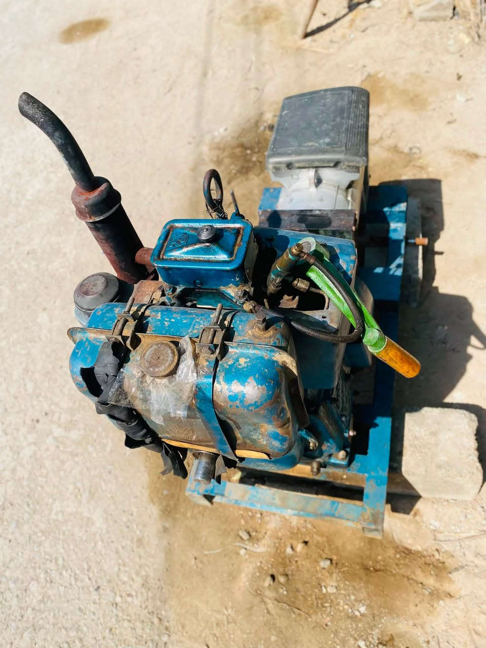 سلام عليكم عندي مولده هندي للبيع نوع المولده هندي توبلان ابو الكف مولده نضيفه كلش ومستخدمه اشهر راس توليد 7ونص كيفي للستفسار عبر الهاتف ***********
