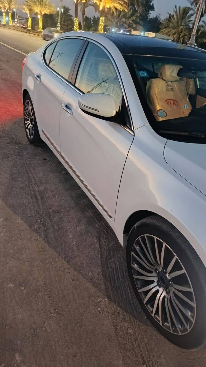 #للبيع سيارة كيا كانزده نضيفه فول موصفات مكفوله فقط باردات بسمي تحويل مباشر رقم بغداد آلتواصل ‏‪***********‬‏
