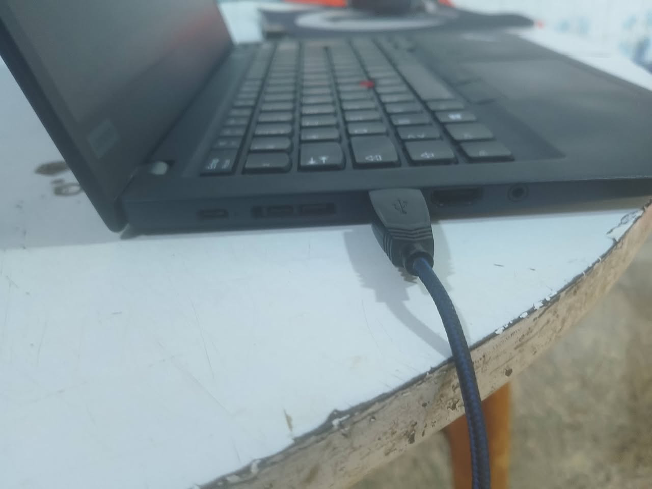 السلام عليكم
لابتوب Lenovo Thinkpad T14S GEN4
المواصفات:
CPU: INTEL CORE I5 جيل العاشر
GPU: INTEL UHD GRAPHICS 8 VRAM
RAM: 16 GB DDR4
STORAGE: 256 SSD NVME
الابتوب مميز و مرتب يجي وياه شاحنه اصليه مال شركه مكفوله و عمر البطاريه 88% نظيف جدا ما مستهلك يطول اكثر من 4 ساعات عل بطاريه حسب الاستعمال الشاشه تنفتح 180 درجه ميزه حلوه
الابتوب يجي وياه ماوس Apedra A9 Gaming Mouse RGB
وياه ايضا ماوس باد Black Raven RGB
الابتوب هذا يفيد الالعاب الخفيفه مثل half life و minecraft و valorant 60 fps يشتغل جيد على ماينكرافت مع المودات
اما للبرامج الهندسيه و البرمجه جدا جدا مميز لا يوجد تاخير في الجهاز بينما ان الجهاز يشتغل في 7.7 ثواني الى 9 ثواني موجود في ال task manager للاستفسار او الشراء راسلني على الواتساب فقط مكاني الديوانيه رقمي ***********
سعر الجهاز510 الف و بيها مجال للاعزاء

نص مكتوب في الصور:
- MyPublicW... Voicemod V3 PowerISO Arduino IDE NetCut TikTok LIVE AnyDesk.exe Studio
- MS
- fuckyouyo...
- GPU
- Intel(R) UHD Graphics
- 3D
- 0%
- Copy
- LabyMod_v... BangCraft-...
- viltrumitec...
- viltrumitefl...
- Video Decode
- Video Processing
- Fabric Mods forge mods
- Shared GPU memory
- 7.9 GB
- Server_ Aternos...
- Utilization
- GPU Memory
- 0.1/7.9 GB
- Temperature
- N/A
- Driver version:
- Driver date:
- DirectX version:
- Physical location:
- 31.0.101.2141
- 3/30/2026
- 12 (FL 12.1)
- PCI bus 0, device 2, function 0
- Roblo
- Studi
- ENG
- 4
- Disk 0 (C:)
- WDC PC SN730 SDBQNTY-256G-1001
- Active time
- 100%
- 60 seconds
- Disk transfer rate
- 100 MB/S
- 60 MB/S
- 87%
- Average response time
- 1.4 ms
- Read speed
- 65.8 MB/s
- Write speed
- 17.3 MB/s
- Capacity:
- Formatted:
- System disk:
- Page file:
- Type:
- 239 GB
- Yes
- SSD (NVMe)
- Run new task
- +
- ...
- LabyMod_v...
- BangCraft...
- viltrumitefi...
- Server Aternos...
- MyPublicW... Voicemod V3 PowerISO Arduino IDE NetCut TikTok LIVE AnyDesk.exe Studio Memory Memory usage 16.0 GB DDR4 15.8 GB 60 seconds 0 Memory composition In use (Compressed) Available Speed: 2667 MT/s 5.4 GB (83.8 MB) 10.4 GB Slots used: 2 of 2 Form factor: SODIMM Committed Cached Hardware reserved: 247 MB 5.1/19.8 GB 2.2 GB Paged pool Non-paged pool 521 MB 390 MB fuckyouyo... LabyMod_v... BangCraft-... viltrumitec... viltrumitefl... Fabric Mods Forge mods Server Aternos... Roblox Studio
- CPU Intel(R) Core(TM) i5-10310U CPU @ 1.70GHz 100% 60 seconds 0 Utilization 20% Speed 3.57 GHz Processes 180 Threads 3552 Handles 89399 Up time 0:17:25:58 Base speed: 2.21 GHz Sockets: 1 Cores: 4 Logical processors: 8 Virtualization: Enabled L1 cache: 256 KB L2 cache: 1.0 MB L3 cache: 6.0 MB