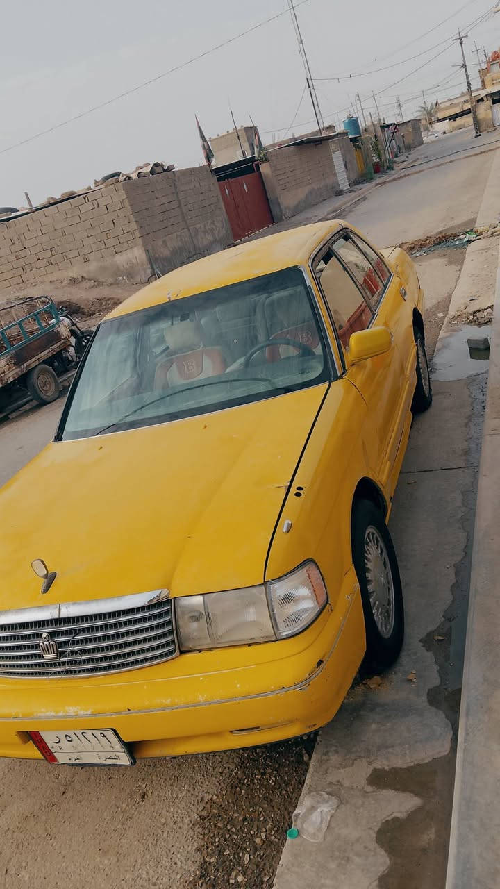 السلام عليكم ارنب موديل 2000 رقم بصره سياره عوزه بس كير سياره حالين تمشي هيه بس مرات ماترجع عل بك مال شغل حلوه مكينه حداديه تخم تاير عليه سنويه منتهيه ب 2024بشهر 9 هيه من ال 2019مامسجله بل هياء السعر 25وبيه مجال قليل حك جيه وانه خادم مكاني بصره القرنه رقمي ***********
