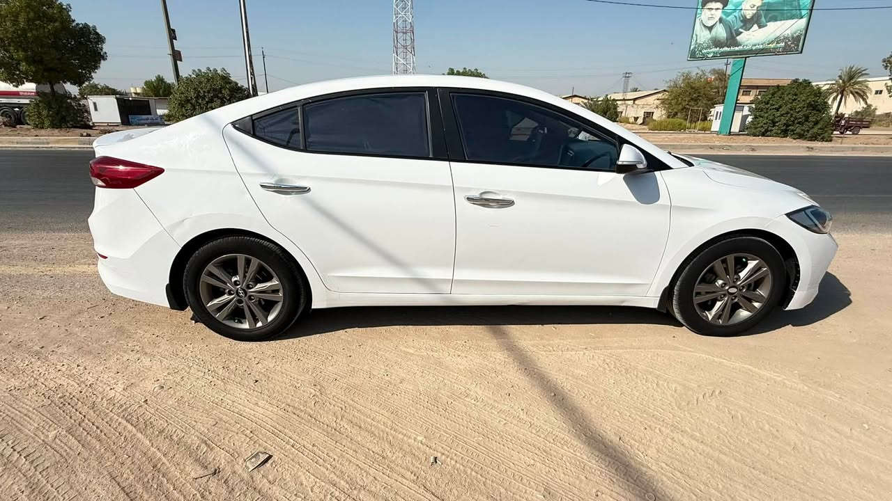 يالله سلام عليكم النترا 19 خليجي سوبر  فول عد البصمه بيه صبغ باب او بل قماره  كشرت او صبغتهن محرك كير تبريد تخم تاير باتري كله جديد رقم بغداد مكان سياره بابل سعر 125تصال ***********
