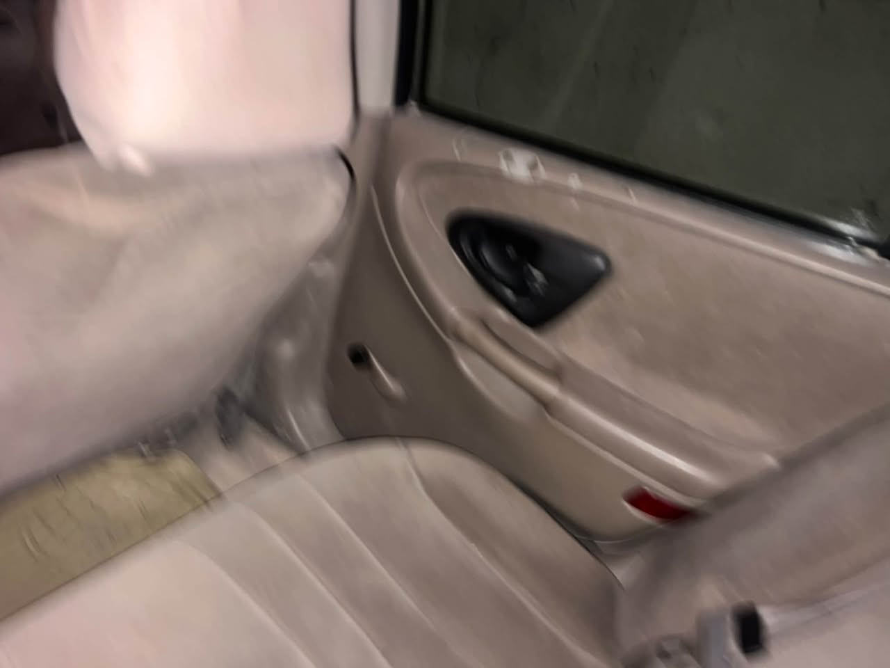 سلام عليكم
سيارة ماليبو ٢٠٠١ سيارة حلوه نضيفه نقص جبنه مال 

دهن داخل خارج نظيف كهربائيات كلها شغاله محرك خير خير من الله تبريد نقص غاز سعر ٣٤بيها مجال مكان بعداد البياع

رقم بغداد

الاتصال 

***********

