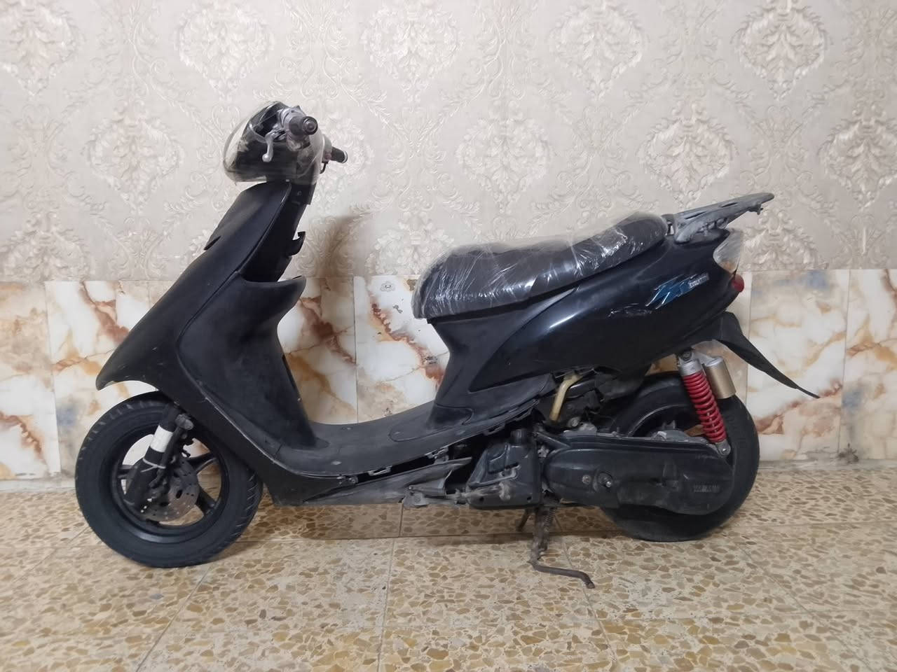 دراجة عصفورية سعر ٢٥٠ مكان مدينة الصدر ***********
