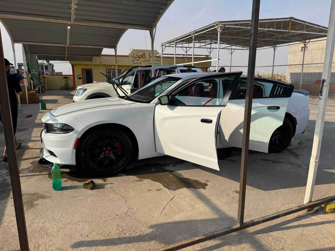 السلام عليكم
جارجر SXT للبيع
لون ابيض
موديل 2020
امريكي
رقم اربيل
بسمي شرط التحويل 
... مواصفات
. شاشه كبيره
. بصمه
كشن كهربائي
. داخل احمر
. ويل 17
تخم تايرات جدد 
. مكينه3600
.  اداما(يعنى دهن الكير وفيت بم و دسكات جدد) 
((ملاحظه)) 
 اعتذر عن بيع الأقساط او المده
لا تنطي اسعار بكيفك تعليقك خليه ايجابي 
مكان السياره/ صلاح الدين /الشرقاط /الحي العسكري   
للاستفسار الاتصال ع الرقم
***********
***********
