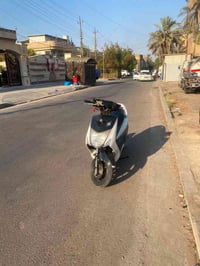 سكنس لد للبيع الدراجه مكفوله كفاله عامه بيها ملاحضات بالكفرات وكلشي بي...