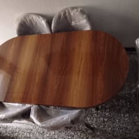 ميز طعام • ٦ كراسي