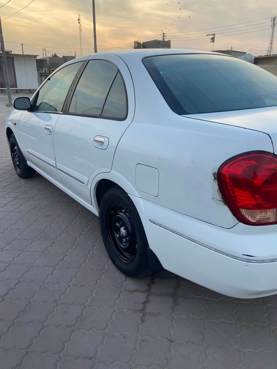 نيسان صني • ٢٠٠٧ • بصره زبير