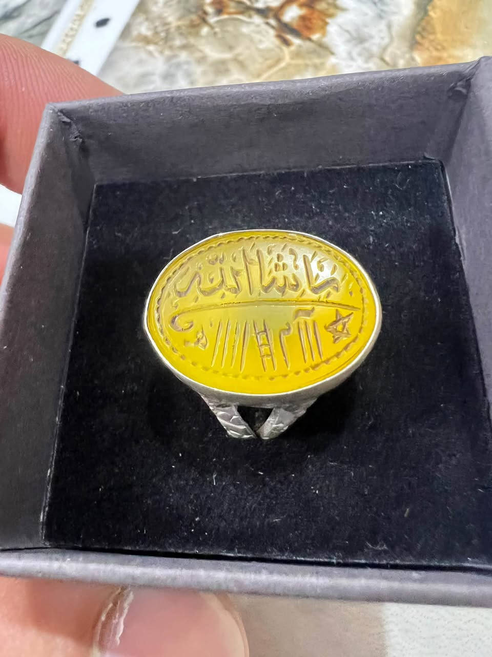 سلام عليكم
محبس البيع عقيق شرف شمس 

سعر 60 الف 

***********
