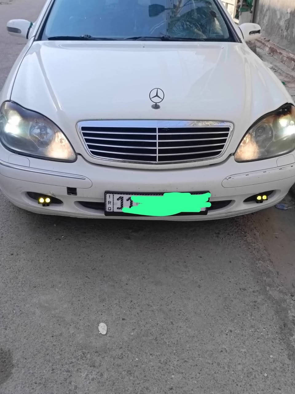 مرسيدس غواص مديل 2001 جاهزه من كلشي. محرك 6  حجم 320  لبيع بيع مستعجل ومناسبه بالسعر مكان بصره رقم انكليزي بسمي. رقم بغداد تحويل من اي محافظه.  اخوان سياره بالبصره وماريد اكلف واحد من محافظات بعيده. اريد افضل الي ياخذه يكون من البصره واني بخدمتكم اخوان اني سياره عارضه85 وبيه مجال. ***********
