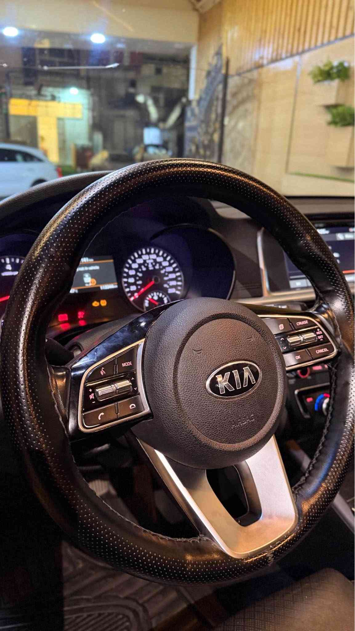 السلام عليكم
كيا اوبتيما موديل 2019 ex

وارد كندي الحادث بنيد فقط بدون دواخل وبارد بلجاملغ الأمامي مقدار شبر فقط (ايرباك ستيرن راجع سستم) باقي السيارة كفالة

الرقم اربيل الماني سنوية 2027 تنتهي (تحويل او وكالة شرط)

⬇️
محرك 2.4 ( لا بخار ولا تنقيص ولا مفتوح برغي بيها شرط)
بصمة , ترحيب عند الاقتراب , دواخل جلد , كرسي كهرباء خزن ميموري  , تدفئة كشنات + ستيرن , مري قلاب عند الرجوع , تبريد خلفي , فول رادارات , توقف ذاتي , دواخل صاج , دبل كزوز , لد امامي خلفي 

سيارة جاهزة من جميع النواحي ✅

للأستفسار ***********

📍العنوان النجف الاشرف النجف, العراق
