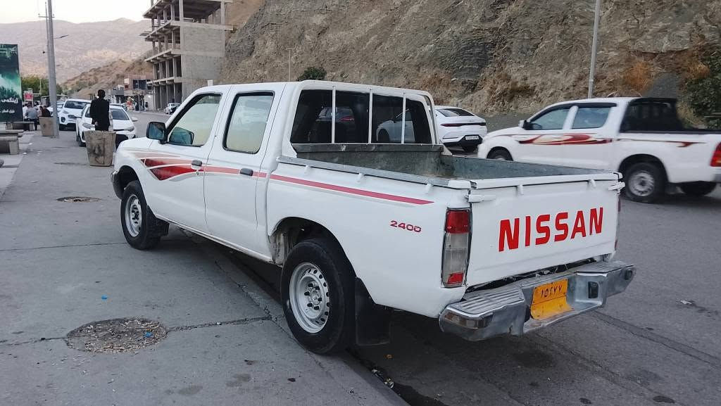 نيسان ٢٠٠٢ • كويسينجاك • دفرنس