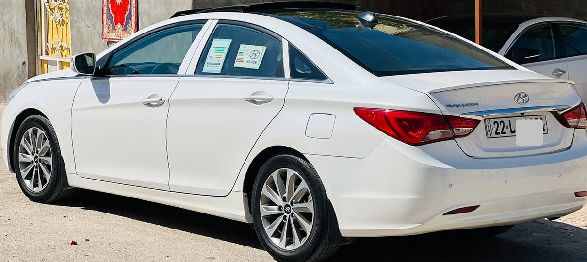 سوناتا 2013شكل ال 14 
خليجي شبرين صبغ بالجاملغ الامامي والباقي كفاله عامه من الظربه والفتح والتبديل والشخط 
اربيل ألرقم الجديد السنويه جديدة 
وكالة او تحويل موجود
محرك 2400 دوش مكفول من التنقيص والتبخير              اشاير مري مري شفط تحكم ستيرن شاشه .. كامره دوارة حساس خلفي 
 تبريد ثلج تخم تاير حدادية جاهزة من كلشي 
السعر 131 وبيها مجال ***********.
