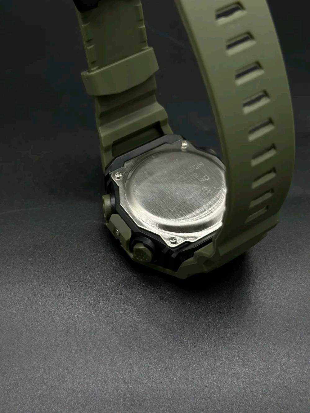 كاسيو G-SHOCK • زيتوني عسكري • جديد