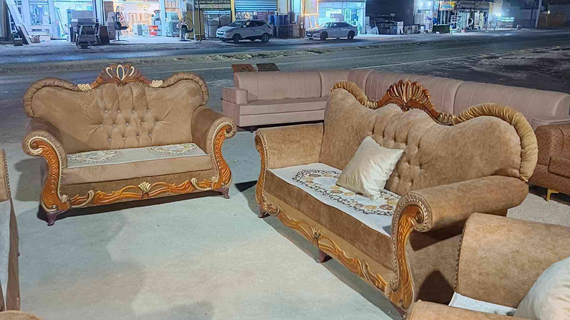 ملكي • جديد • ١٠ نفرات