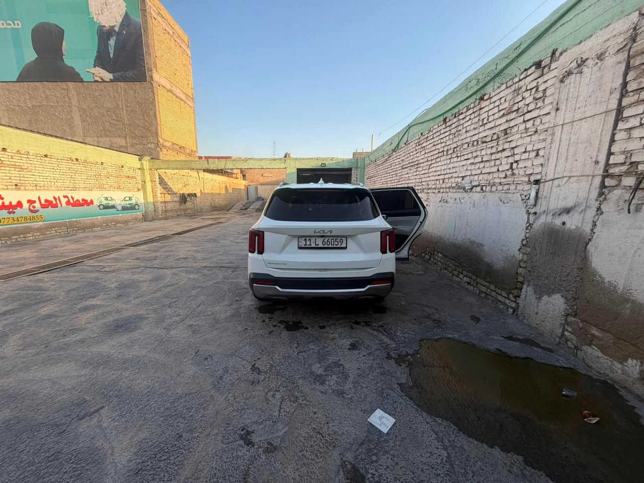 السلام عليكم
سورنتو  رقم بغداد انكليزي 
موديل2024
خليجي
مكفوله كفاله عامه حتى من الشخط
ماشيه 13
المواصفات 
محرك 6v
7 راكب
تبريد 3 قطع منفصل
4 أنظمة قيادة
شاشة ابل كاربلاي
داخل اوف وايت
شحن لاسلكي
بردات البيبان الخلفيه بلادي
بصمة تشغيل وأبواب
گير ماوس
سايد بريك بصمه
شفتات ستيرن 
صندوق شفط
حساس أمامي +خلفي
كاميرا دوارة
كراسي كهرباء
مري شفط
اشارة ترحيب
أشاير بالمري
السعر:285$قفلها قفلها
السيارة جديده بعدها بريحة ولزكات الشركة
العنوان بغداد الشعب 
هـ ***********
***********
