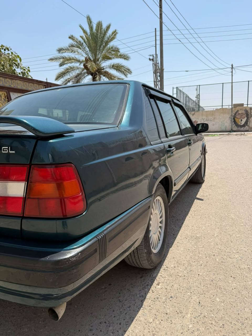 للبيع فالفو 940 موديل 1991
سياره مصبوغة عام للجماليه مكفولة من ضربه 
رقم نجف سنويه تسقط بشهر 12/2026
بأسمي 
سياره جاهزه كير و مكينه و تبريد و كهربائيات 
مكاني سوق الشيوخ ناصريه
السعر 70 ورقه وبيه مجال 
***********
