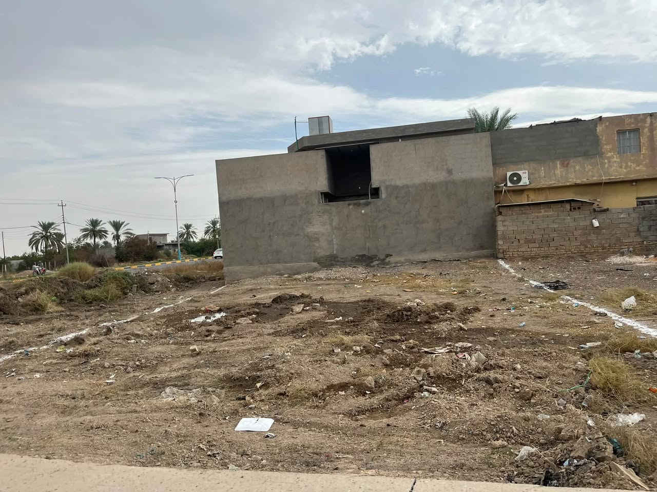 البعنون • ٣٣٨م سند • واجهة ١٣م