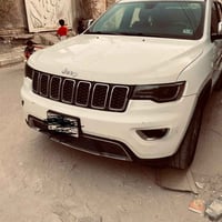 جراند شيروكي • ٢٠١٧ • حادثة