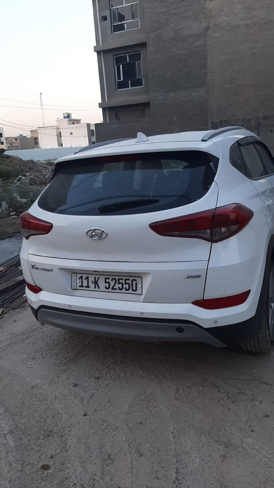 �🔥 للبيع توسان وارد أمريكي – 4WD 🔥🚘
🔹 موديل: 2018

🔹 محرك: 2400

🔹 دفع رباعي 4WD

🔹 الممشى: 72 ألف كم

🔹 رقم بغداد

🔹 ليبل واحد

🔹 السيارة جاهزة وما بيها أي نقص

✨ المواصفات:

• ستيرن تحكم

• شاشة

• شاشة أعطال

• كاميرا دوارة

• كشن السايق كهرباء

• تدفئة الكشنات الأمامية

• LED أمامي

🛠️ تفاصيل الحادث:

الحادث كان باب الجنطة، وتم تصليحه بنفسه وصبغ فقط بدون تبديل وبدون إيرباگ.

البنيد بيه رصعة، تم إصلاحها وصبغ نص البنيد فقط.

📍 الموقع: بغداد – حي الإعلام

📞 للاستفسار: ***********
