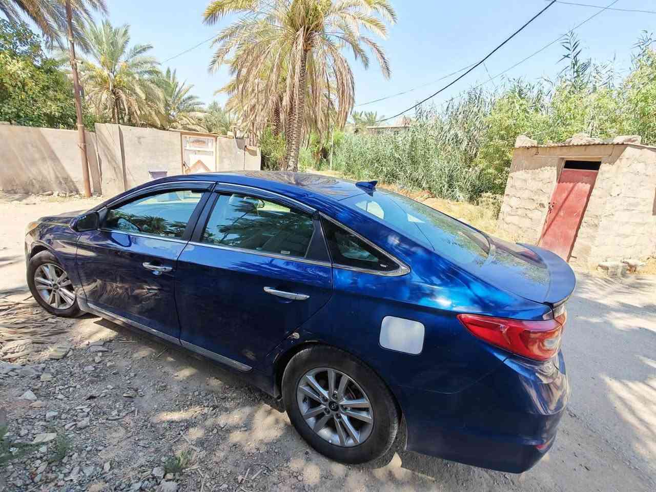 السلام عليكم
سوناتا موديل 17 رقم اربيل الدولي 
داخله كلين للعراق وهنا بيه جاملغ خلفي وبين البابتين واضحه بالصور بدون ايرباك كل الايرباكات سليمه مكينة كير تبريد خير من الله تايرات جدد
العنوان بابل المسيب
السعر 105 
***********
