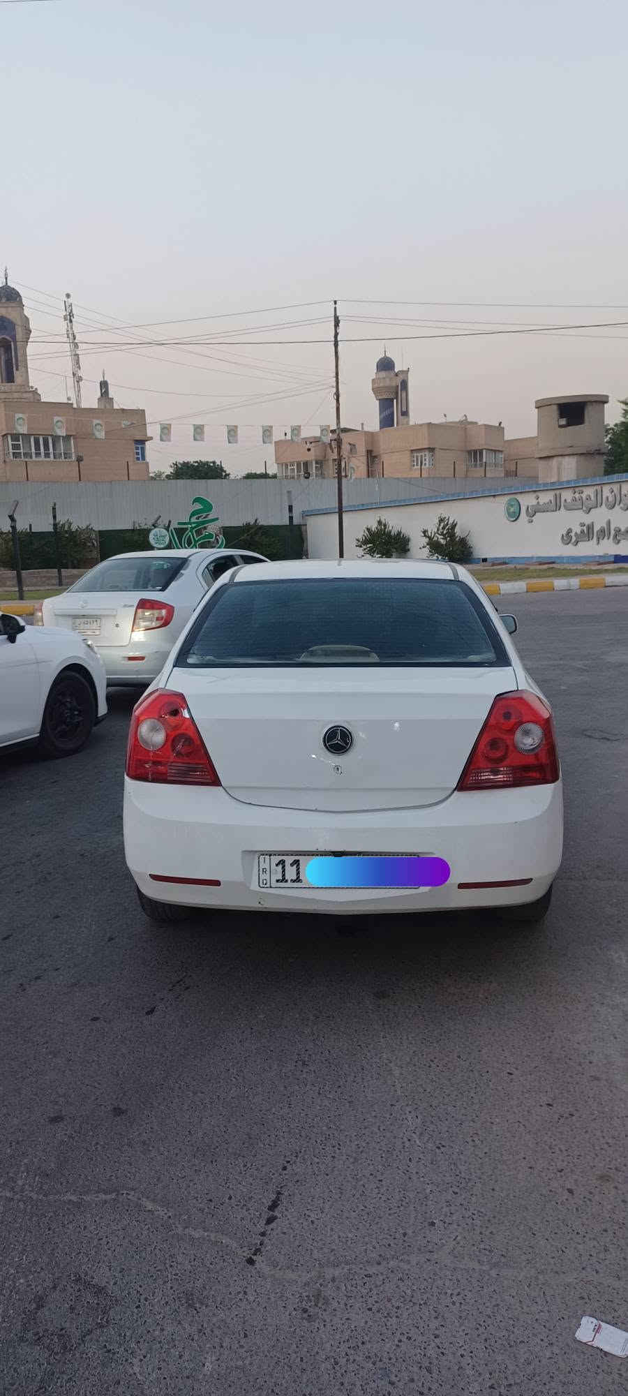 .
السلام عليكم شباب...
جيلي ام كي للبيع 
موديل 2012
رقم بغداد خصوصي دولي بسمي شخصيا 
كير +محرك +تبريد +كهربائيات +صدر  (( جديد ✅️))
كلج كامل جديد 
عبوة فيت بم جديده 
شاشه أندرويد + كامره 
غرفتها نضيفه وكامله 
تخم ويل كب 
سنتر لوك 
اشاير ب المري 
مكانها بغداد الكرخ 
سعرها     34 $$ وبيها مجال للشراي 
وأي استفسار ع الرقم وبي واتساب فقط( ممتواجد ع الفيس )
              ***********  ☎️
