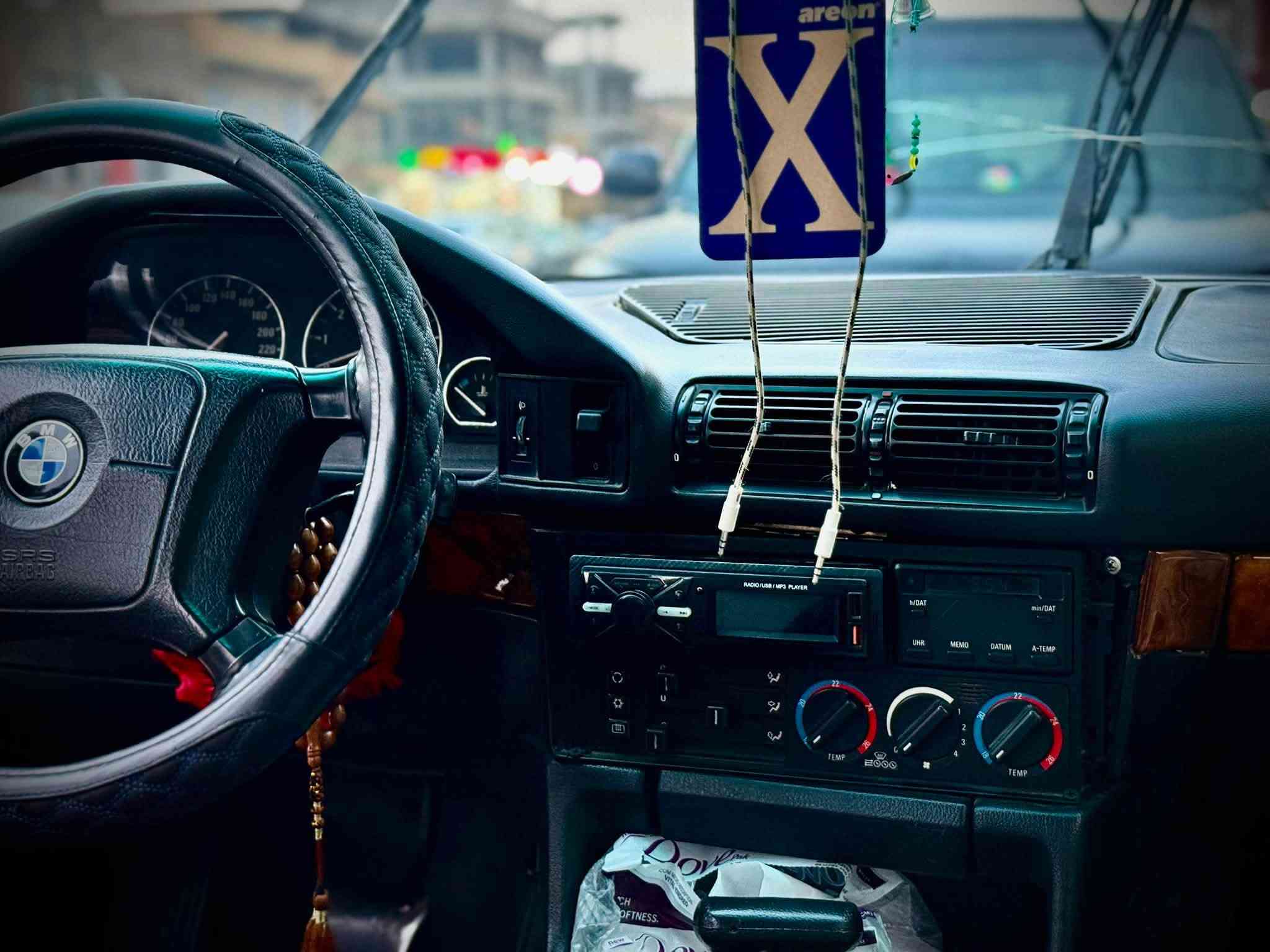 السلام وعليكم بي ام دبليو 525 للبيع
مديل 1991 
 السياره جاهزه للأخير  
وين ما يعجبك اطلع بيها 
سياره مكينه مسكر
فانوس واحد
رقم دهوك تحويل ثاني يوم
مصبوغه جماليه
تخم تاير جديد
حداديه جديده
تبريد شغال
سياره جاهزه للأخير ما بيها اي نقص 
اتصل لمعرفه السعر
للاستفسار اكثر
مكان السياره بصره
للاتصال ***********

او الرقم الثاني ***********
 شراي الارقام يمك اتصل   وما نقصر  وياك
