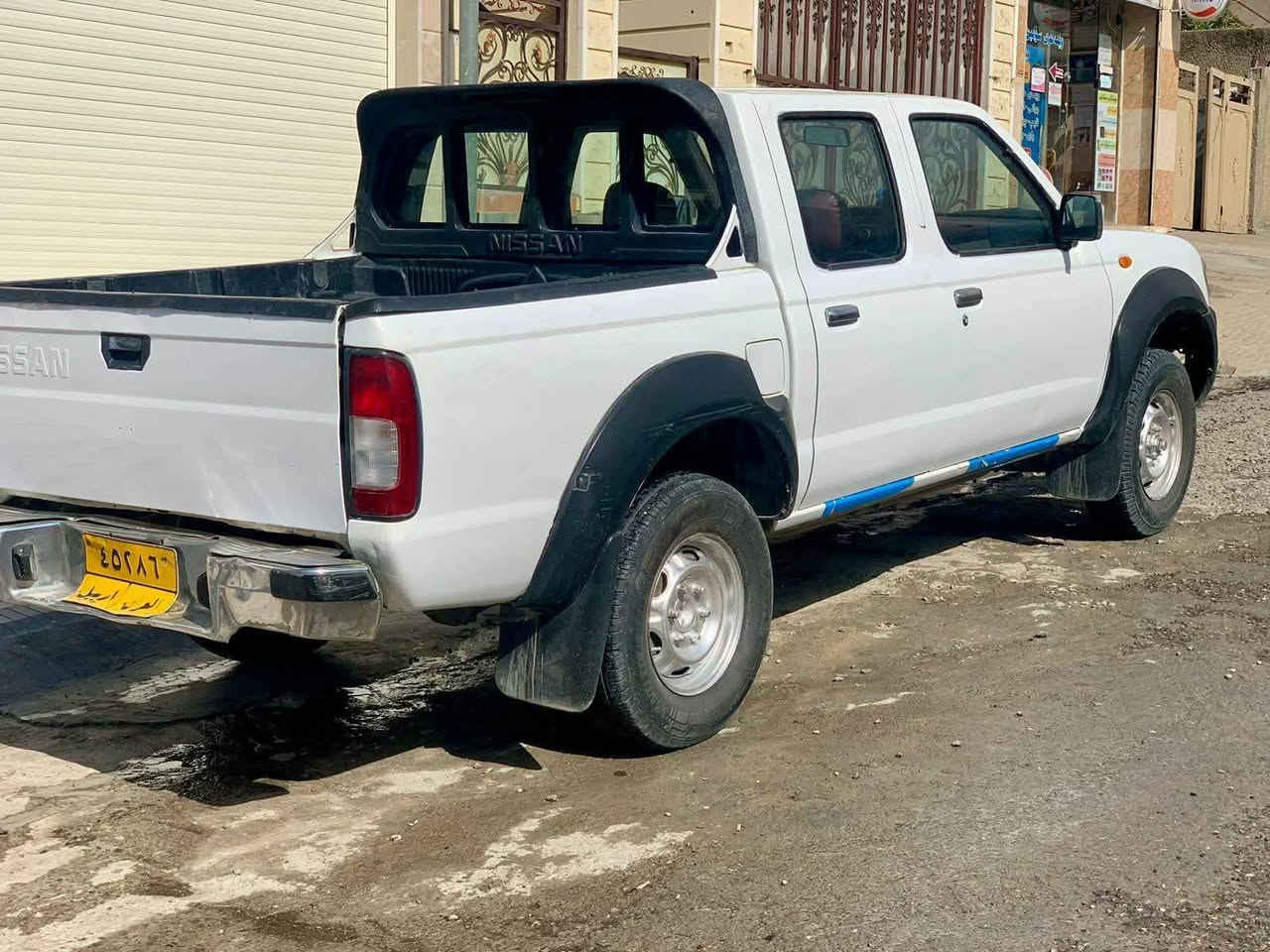 نیسان مۆدێل2006 سەنەوی تەواو بووە .بێ لێدراوی سەقفو شانی لای سەکن پەمپە لەسەر ساخی گێڕو مەکینەو ئەکسل بەشەرت ژمارە*********** السليمانية, العراق
