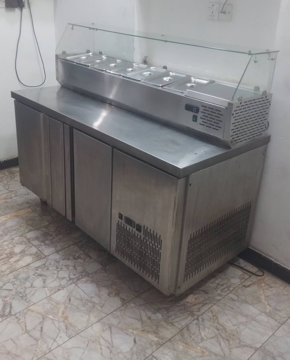براد استيل.....
وبراد تحضير استيل مع بلانكاته...
نظيفات جدا...بلاديات مداخلات تصليح 
سعرهن ب ٨٠٠. الف
بغداد الشعب ***********
الشراي يتصل واتساب او رصيد...
اتصال فقط..
