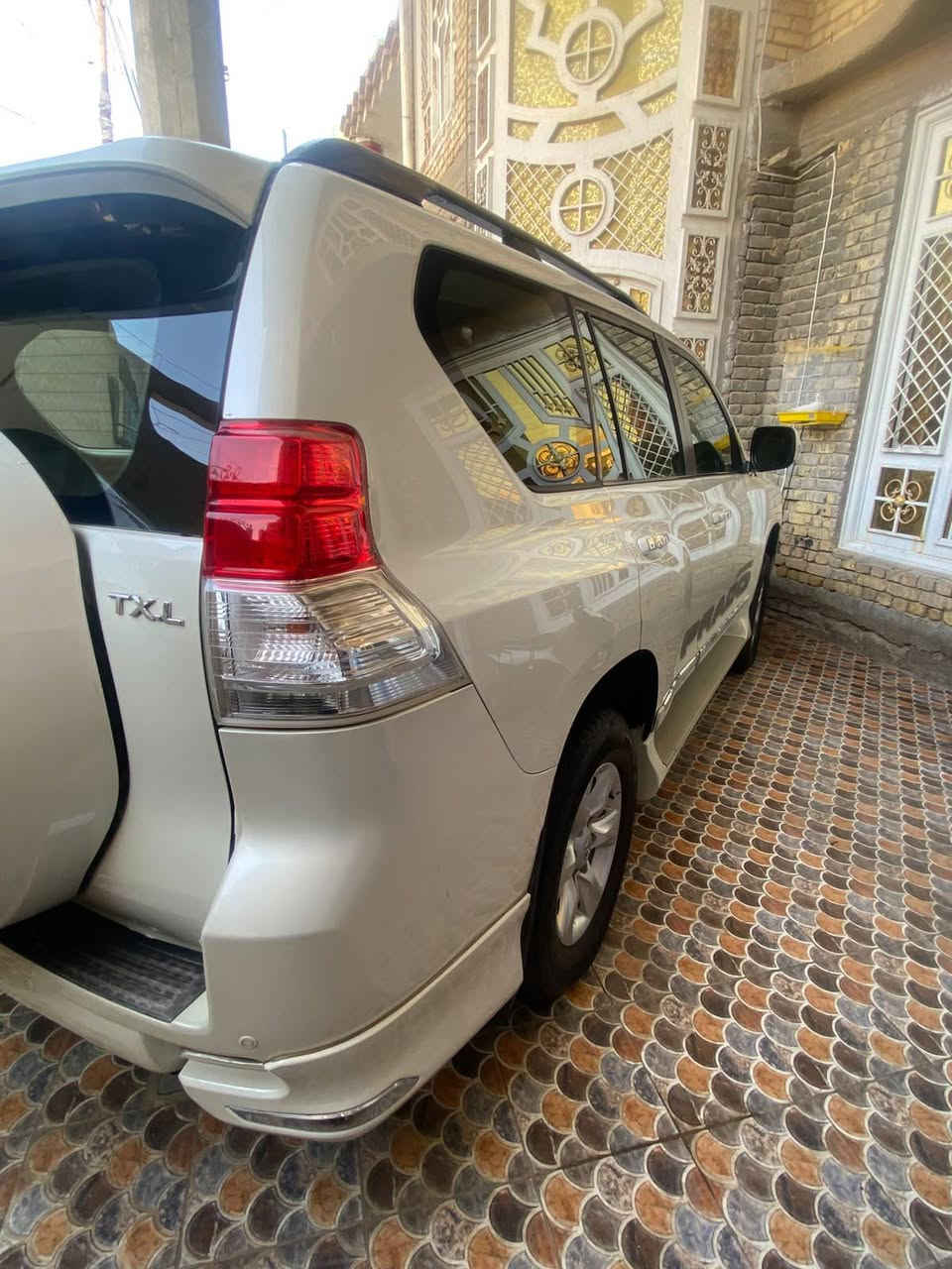 برادو موديل 10 مكفولة بغداد دولي بسمي مكينه6 فول مواصفات،***********
