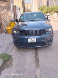 للبيع  جيب شيروكي S موديل 2020 السيارة بحالة جيدة السيارة رياضية  كير ...